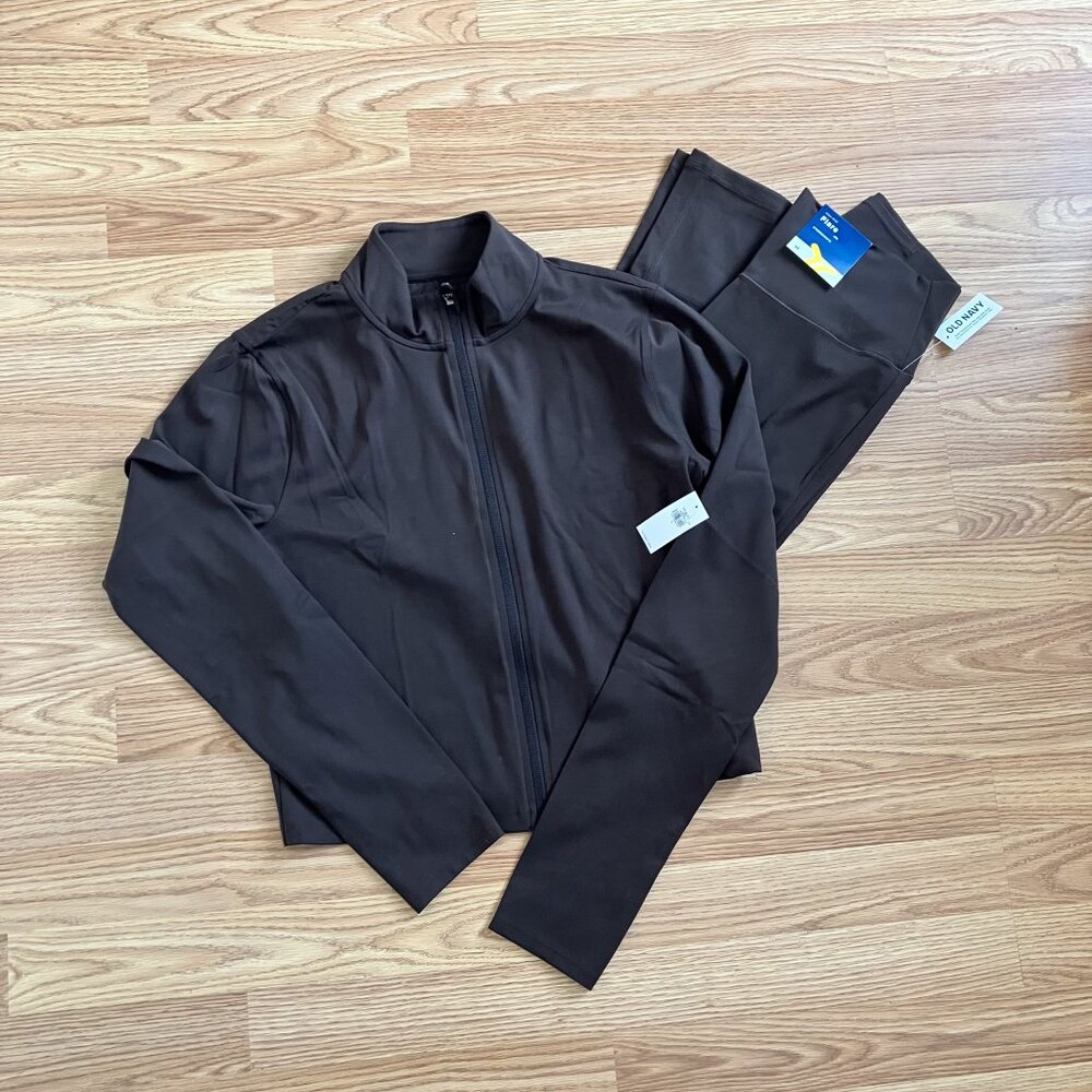 NWT Old Navy Workout Set Chocolate Brown Size Medium Large - Picture 4 of 4
